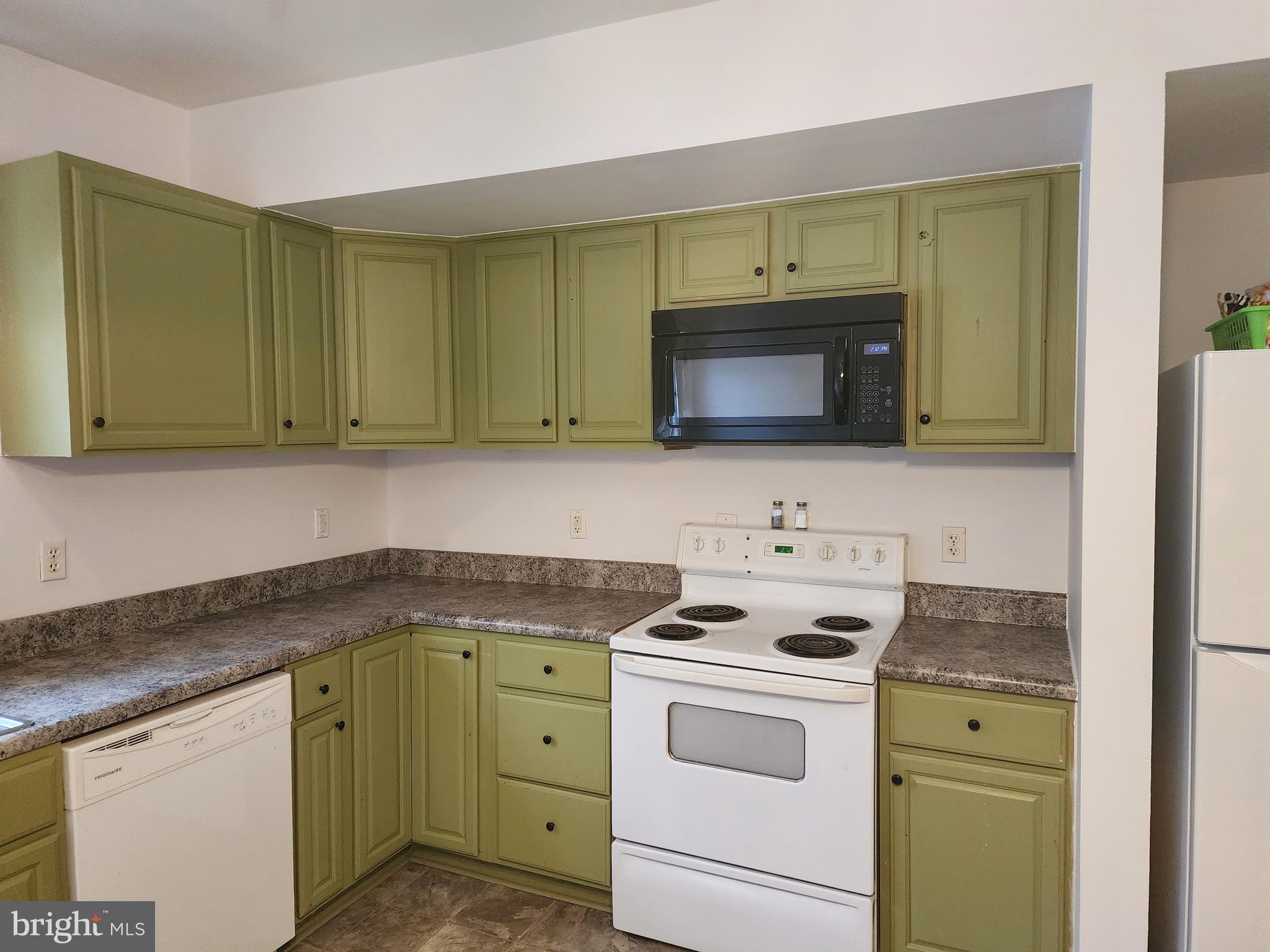 11490 Browntown Road Gordonsville, VA 22942 - Photo 8 of 36 Kitchen