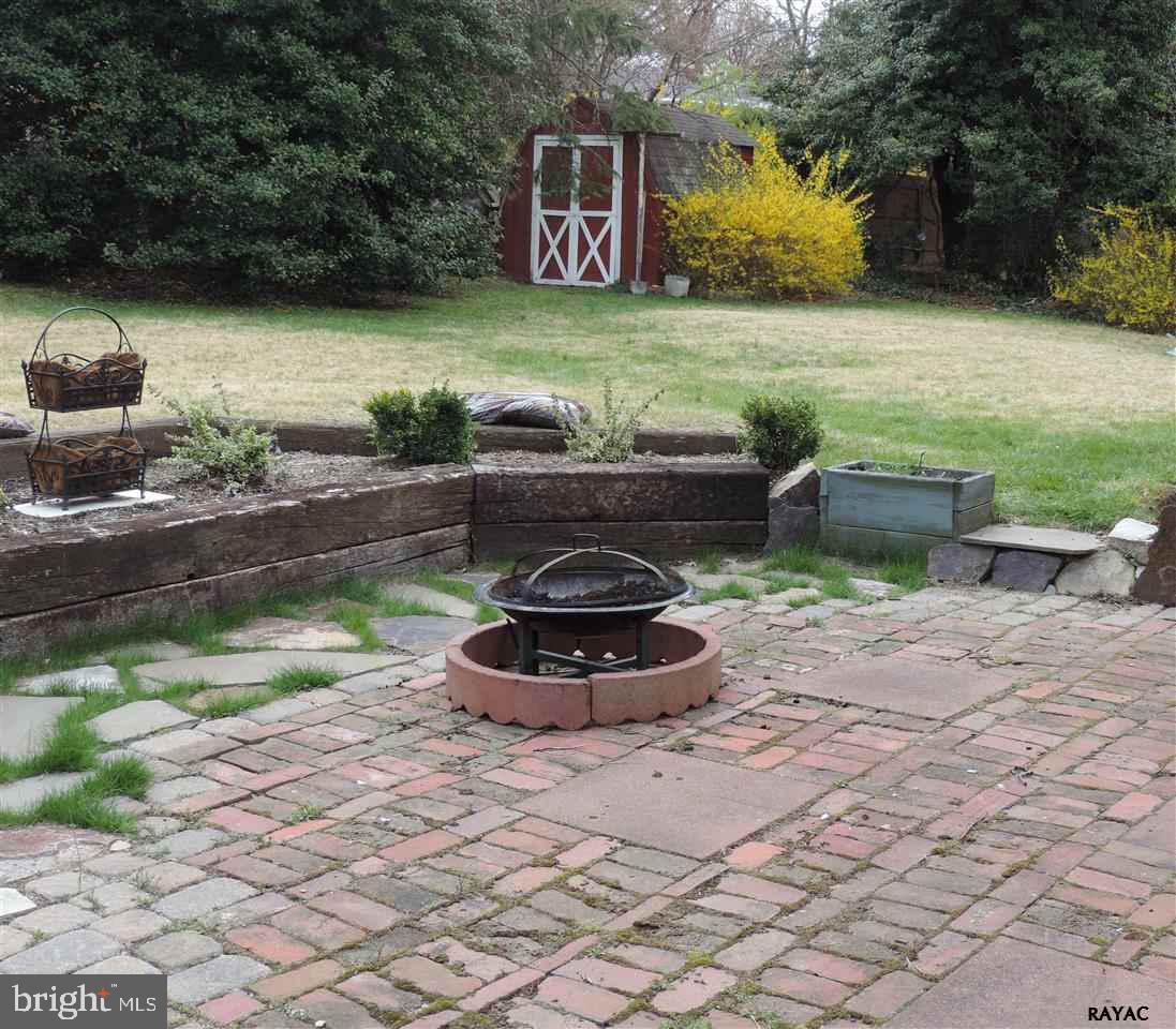 818 Rathton Road York, PA 17403 - Photo 26 of 27 Gallery Image 26