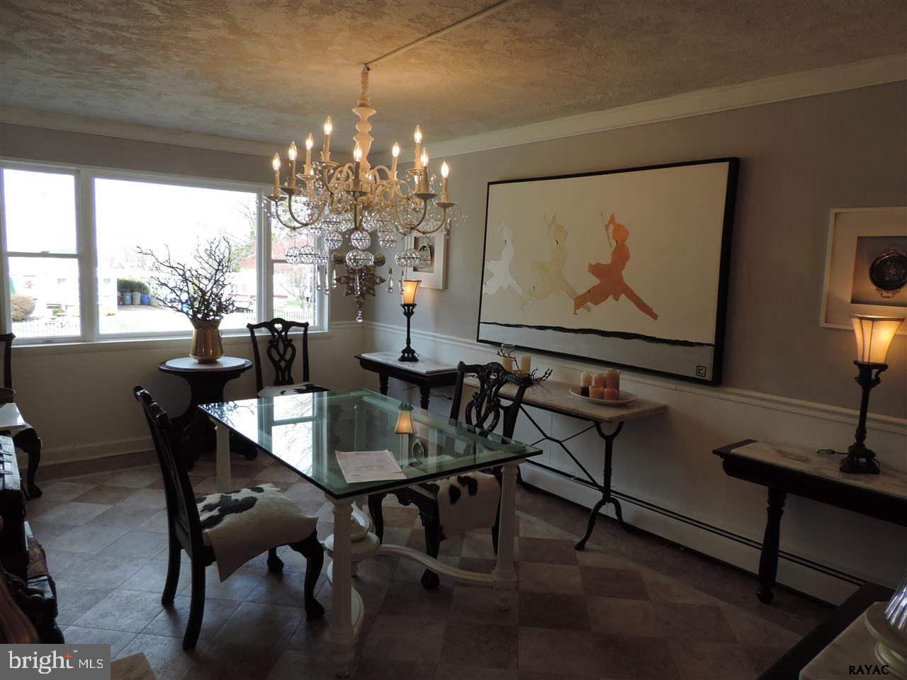 818 Rathton Road York, PA 17403 - Photo 7 of 27 Gallery Image 7