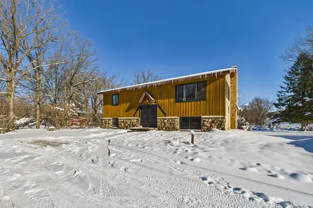 $353,000 | 12234 180th Street, Milaca, MN 56353