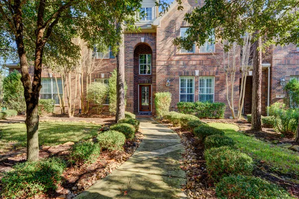 $310,000 | 10 Bettina Lane, The Woodlands, TX 77382