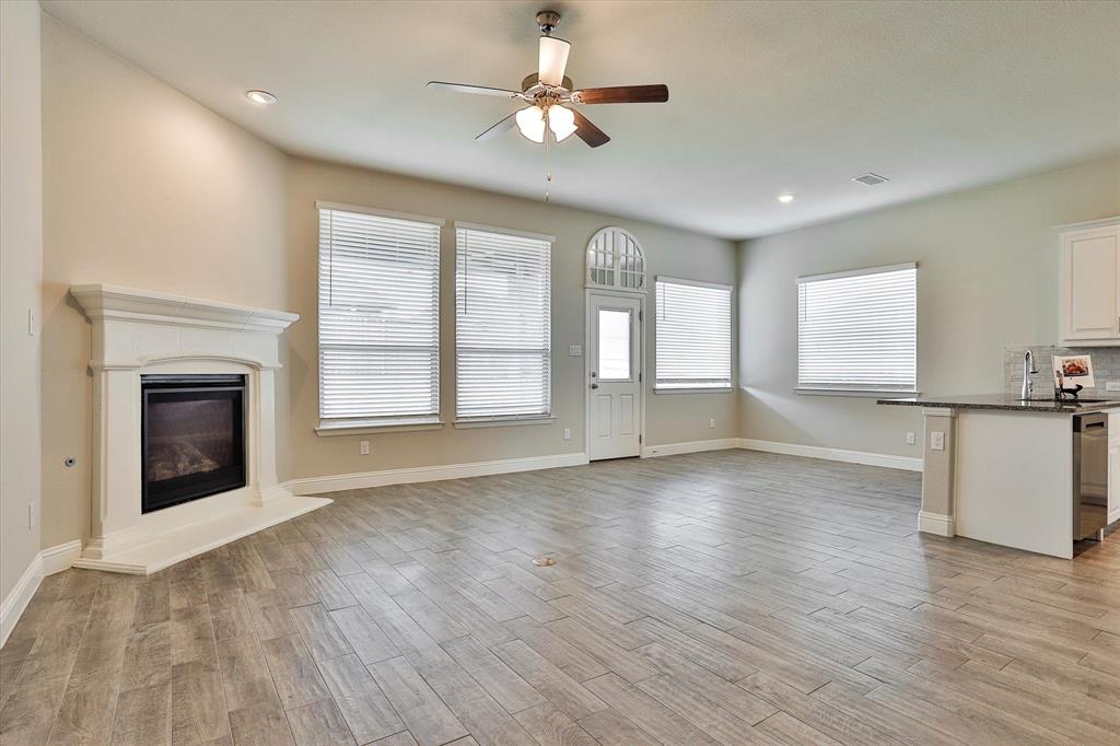253 Gill Point Lane Aledo, TX 76008 - Photo 11 of 40
