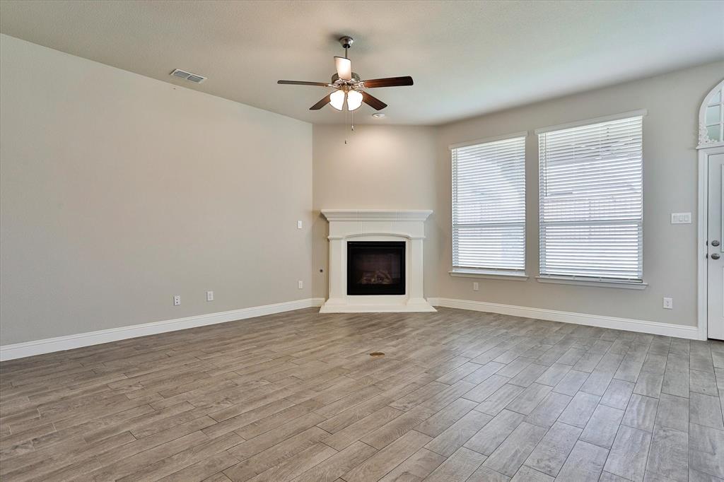 253 Gill Point Lane Aledo, TX 76008 - Photo 17 of 40