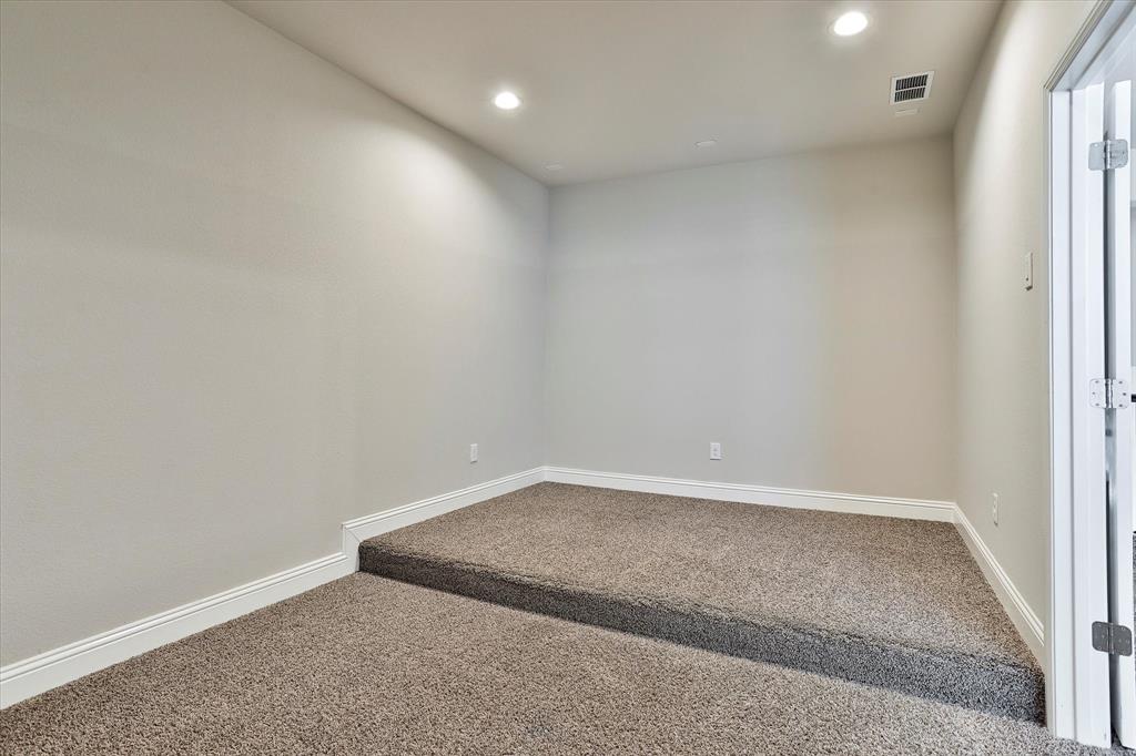 253 Gill Point Lane Aledo, TX 76008 - Photo 26 of 40