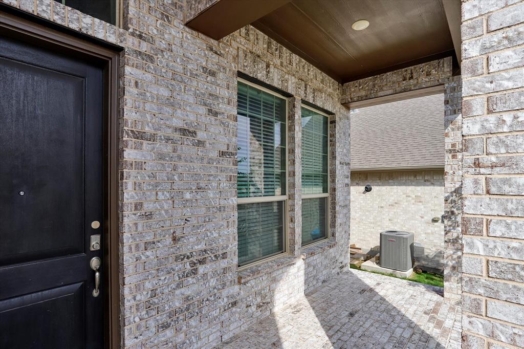 253 Gill Point Lane Aledo, TX 76008 - Photo 4 of 40