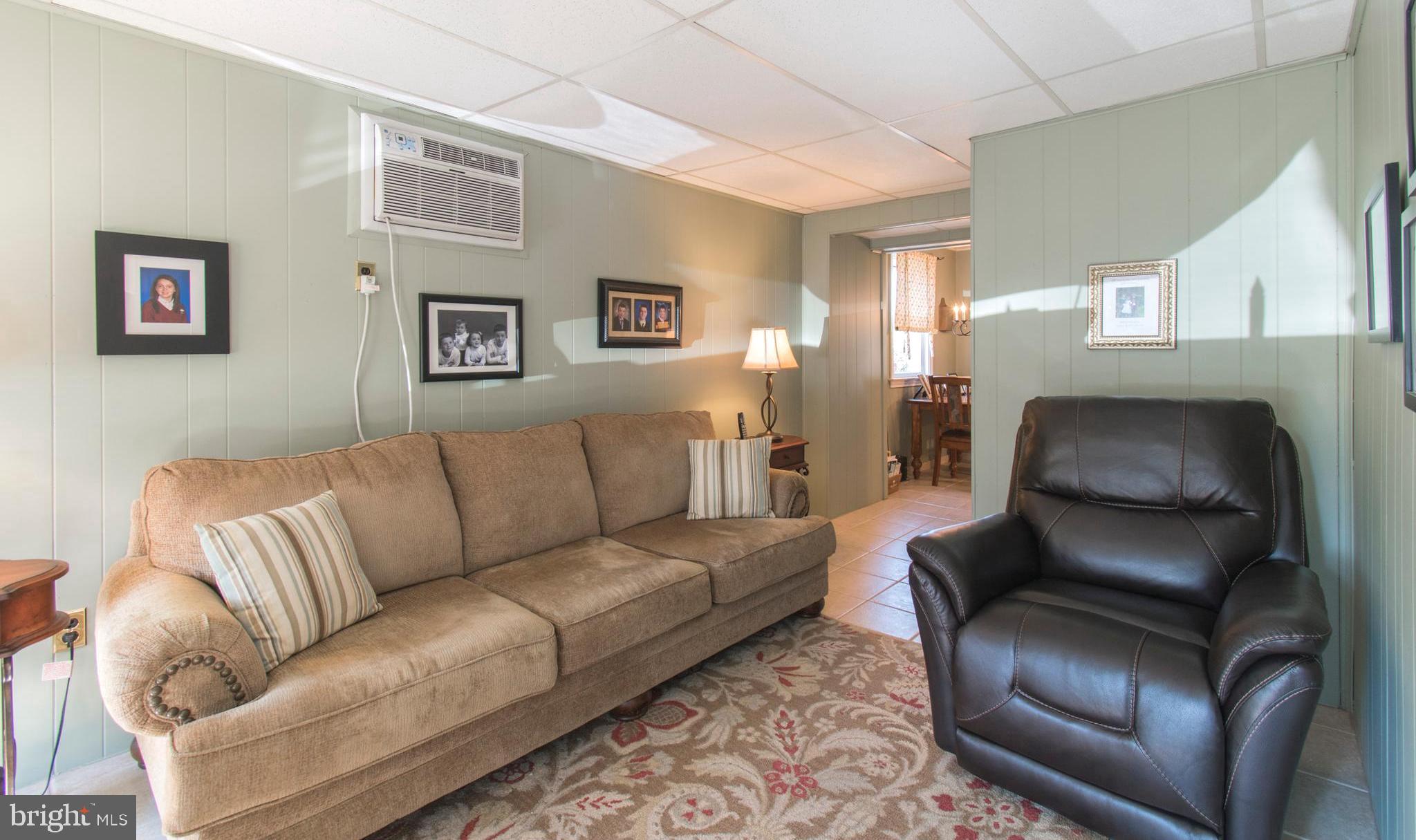 217 Flintlock Road Drexel Hill, PA 19026 - Photo 14 of 30 First Level Family Room