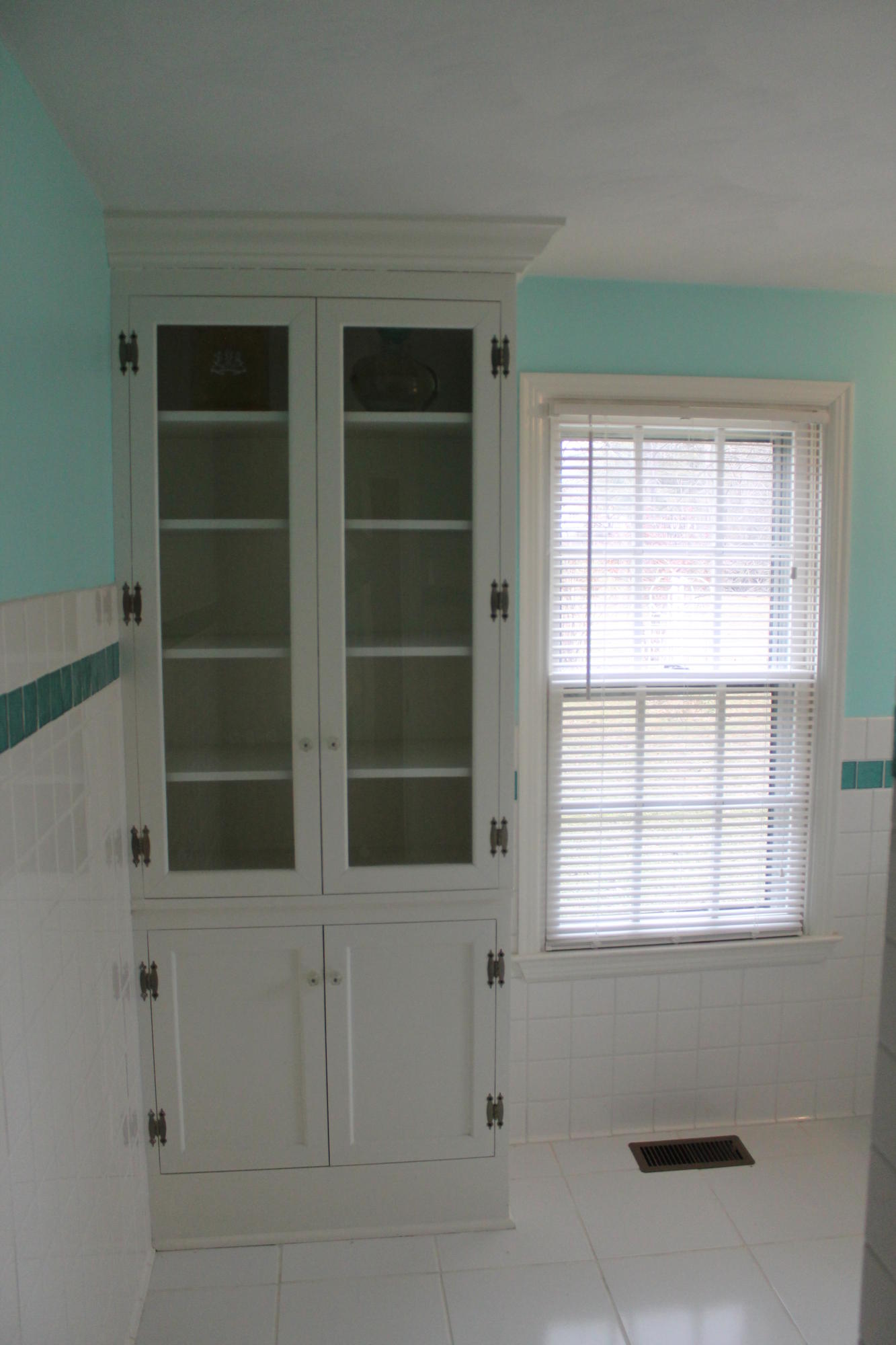 5431 Cove Road Roanoke, VA 24019 - Photo 21 of 45 Master bath