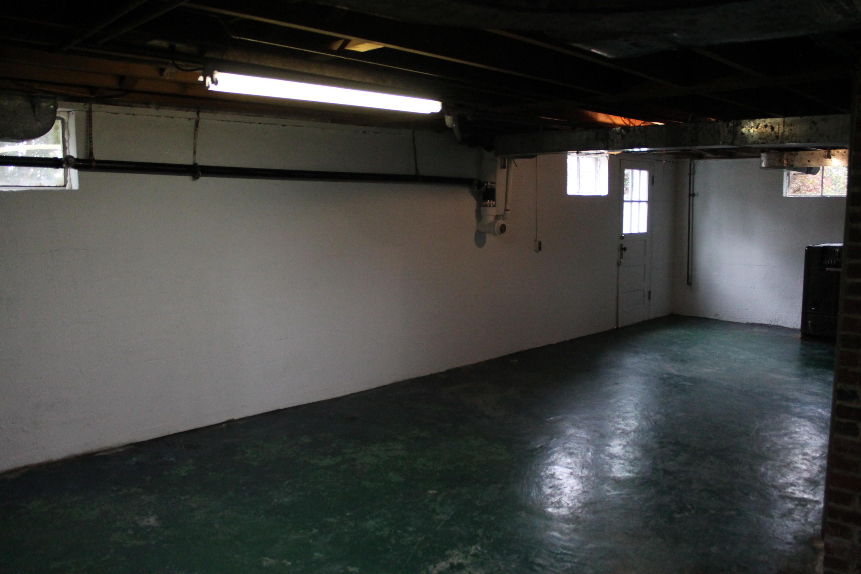 5431 Cove Road Roanoke, VA 24019 - Photo 42 of 45 Storage