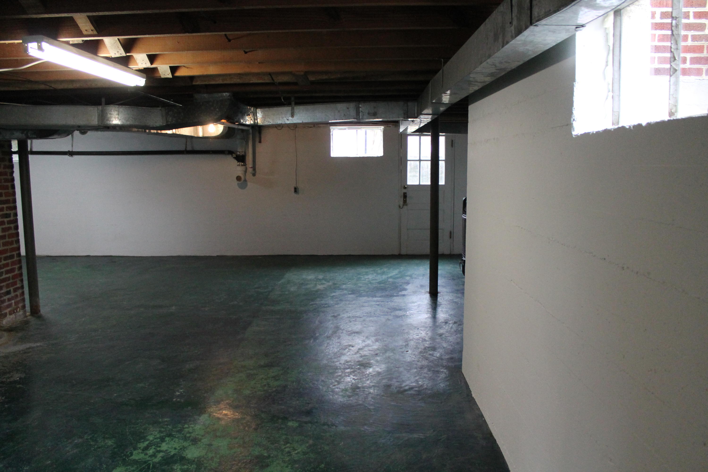 5431 Cove Road Roanoke, VA 24019 - Photo 44 of 45 Storage