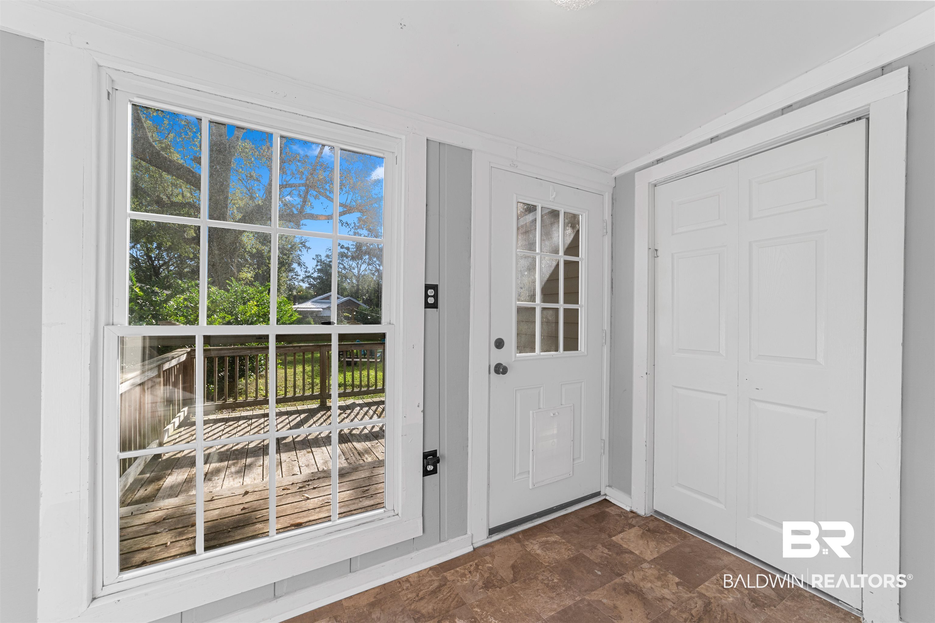 6 Kirby Street Mobile, AL 36607 - Photo 27 of 38