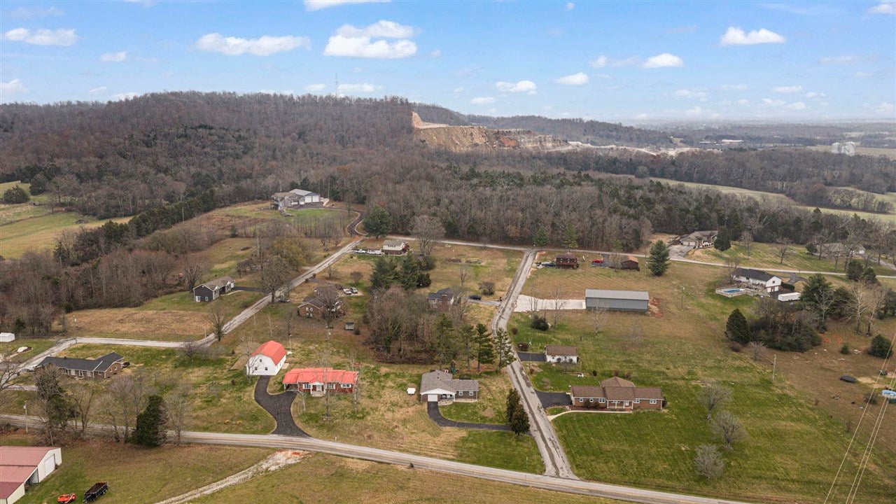710 Short Cut Road Horse Cave, KY 42749 - Photo 24 of 24 Gallery Image 24