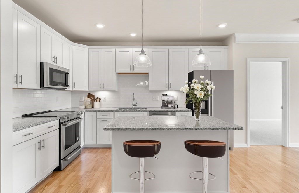 2 Stratton Drive, Unit 102 Woburn, MA 01801 - Photo 2 of 14