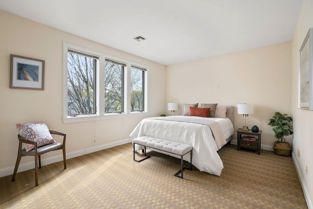 53 Winslow Road Brookline, MA 02446 - Photo 16 of 20
