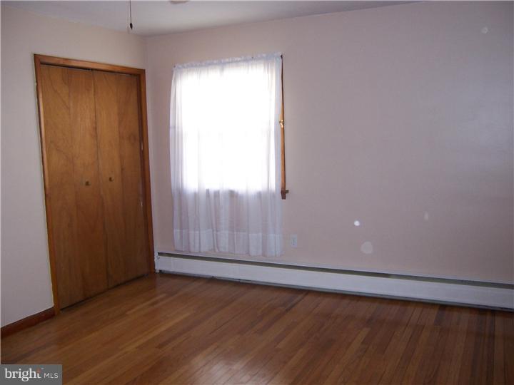 420 Washington Street Spring City, PA 19475 - Photo 11 of 18 Bedroom - Main