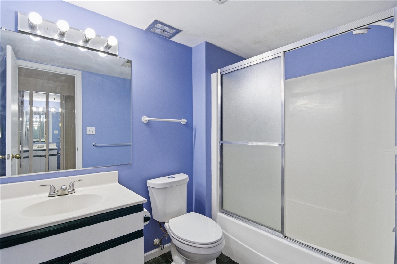 1235 South Maple Road, Unit : 201 Ann Arbor, MI 48103 - Photo 23 of 35