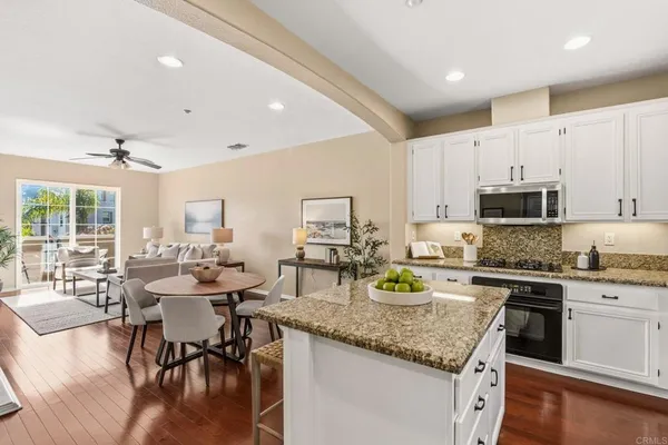 $799,000 | 16914 Torbett Lane, Unit 16, San Diego, CA 92127
