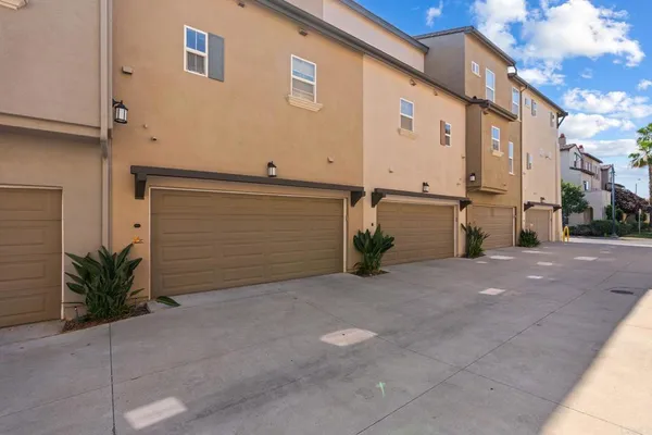 $799,000 | 16914 Torbett Lane, Unit 16, San Diego, CA 92127