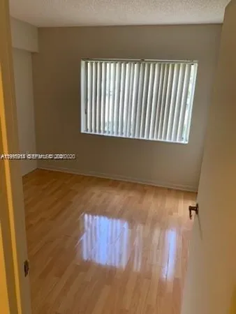 $1,900 | 5921 Washington Street, Unit 122, Hollywood, FL 33023