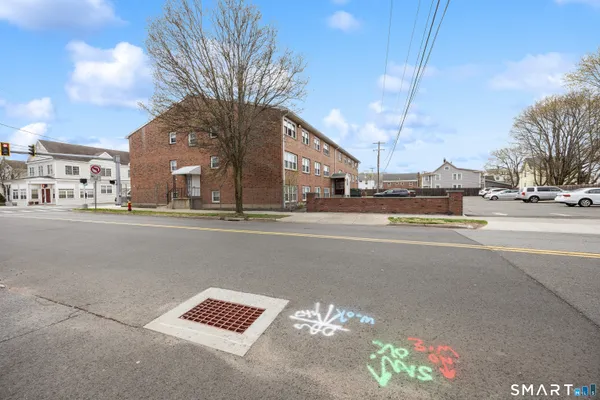 $1,450 | 46 North Cherry Street, Unit 8, Wallingford, CT 06492