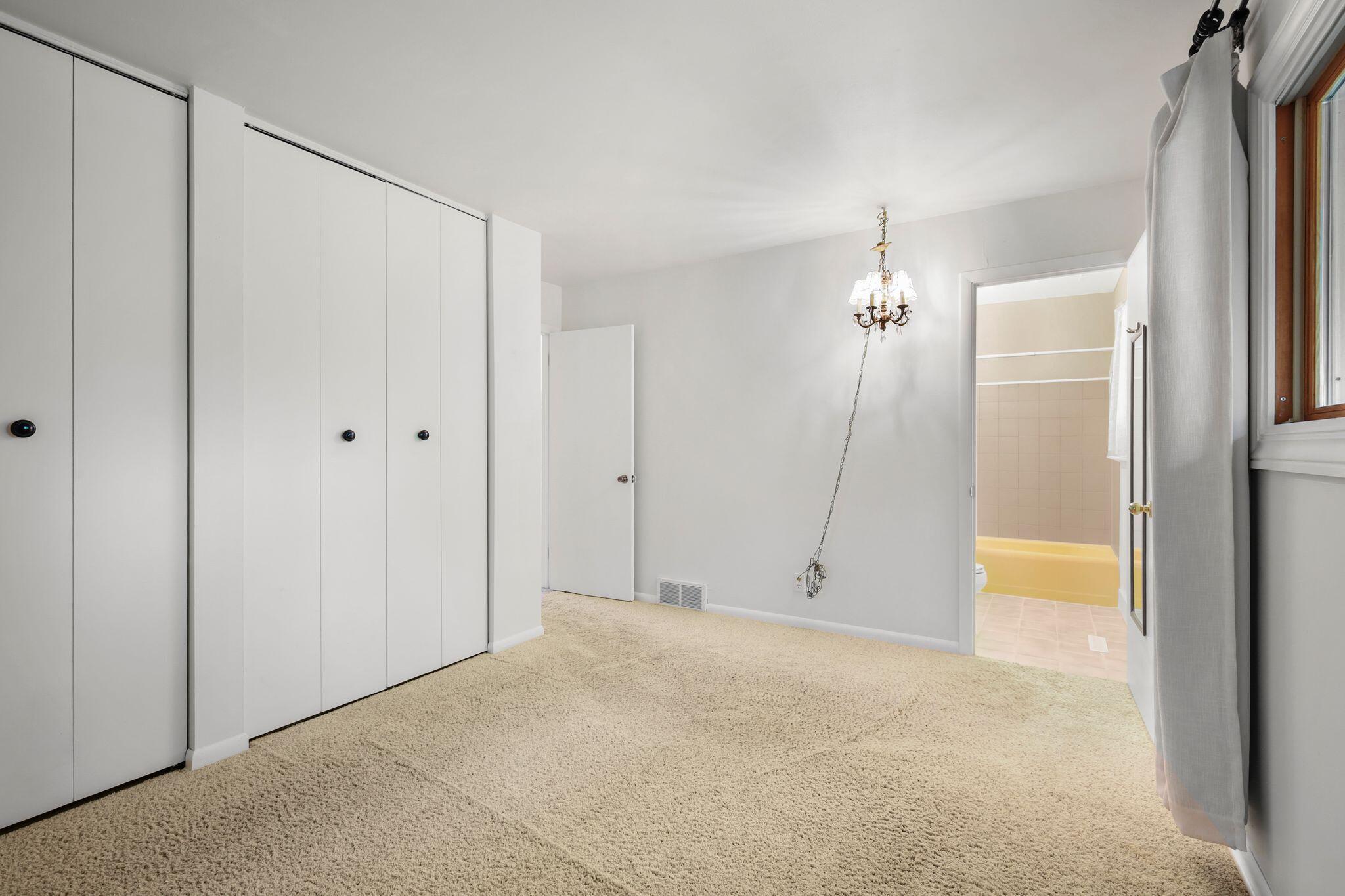 5805 Yorkshire Road Madison, WI 53711 - Photo 20 of 41 32_MW5A4125