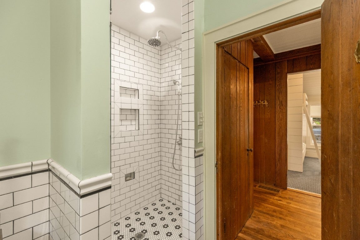 1177 Hicks Road Highlands, NC 28741 - Photo 38 of 61 Main Level Guest Bathroom