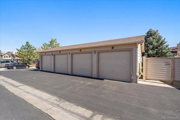 a view of a garage