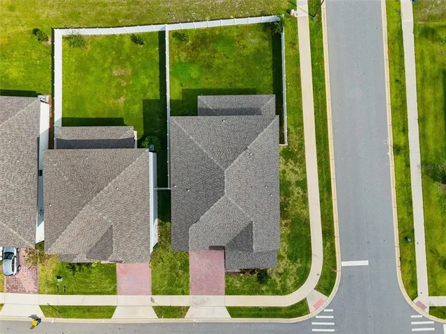 a view of an entryway of a house