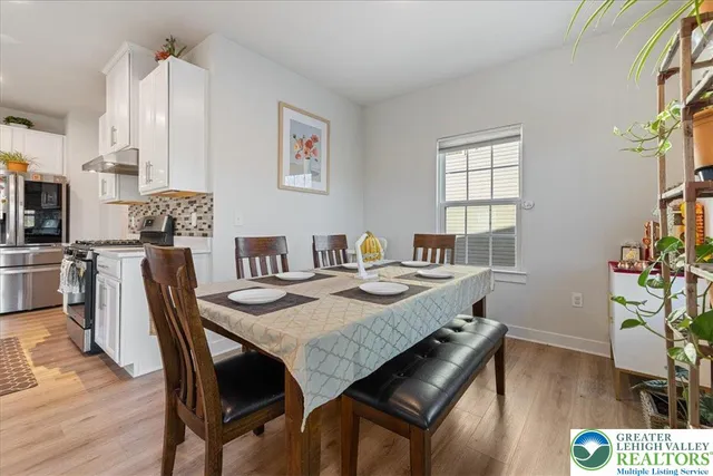 $599,000 | 1064 Woodmont Lane, Catasauqua, PA 18032