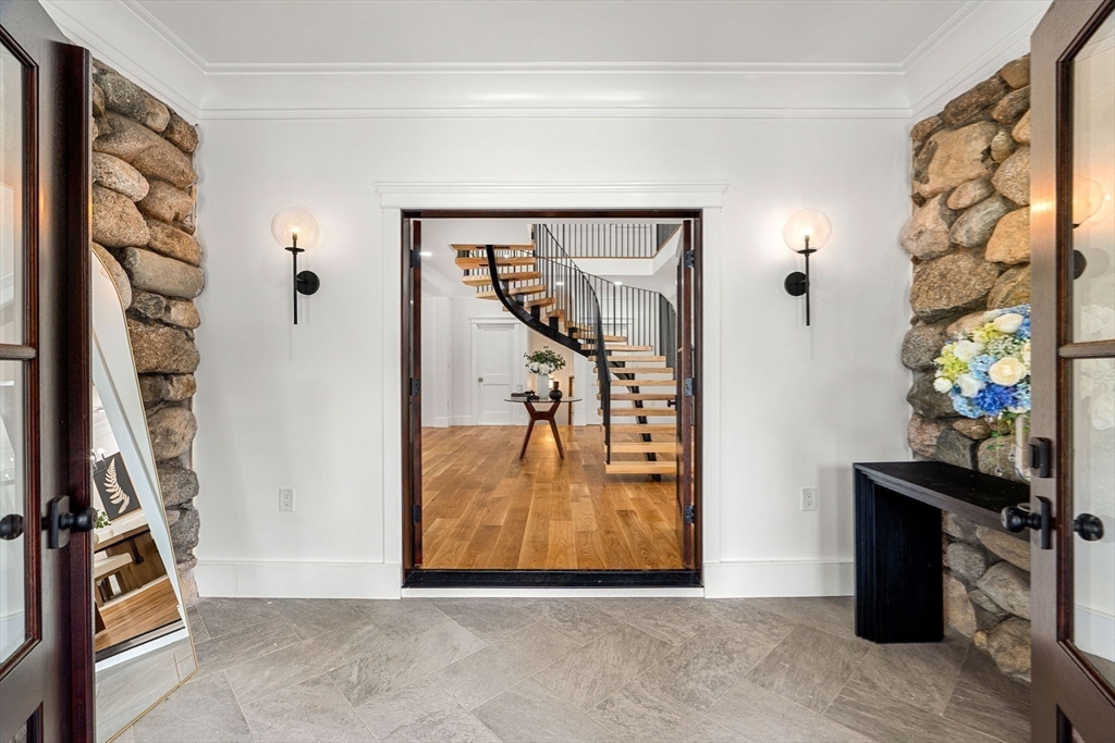 20 Wheeler Lane Natick, MA 01760 - Photo 5 of 41