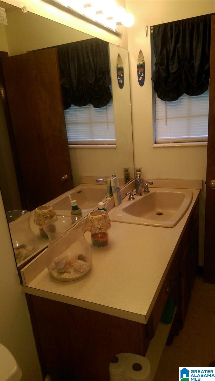 5286 Shady Crest Road Adamsville, AL 35005 - Photo 18 of 32