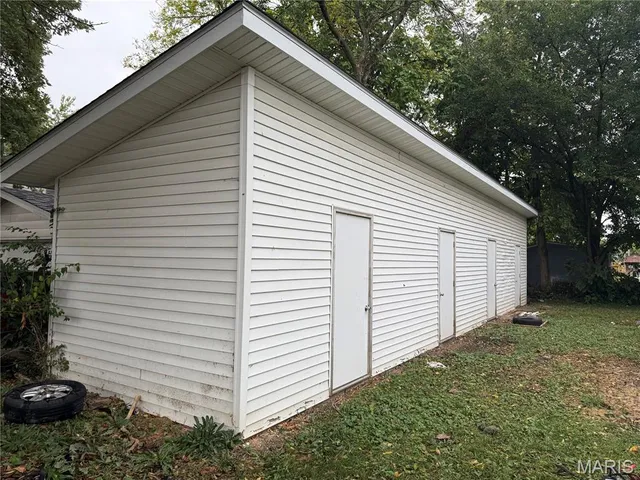 $260,000 | 606 West Locust Street, Bowling Green, MO 63334