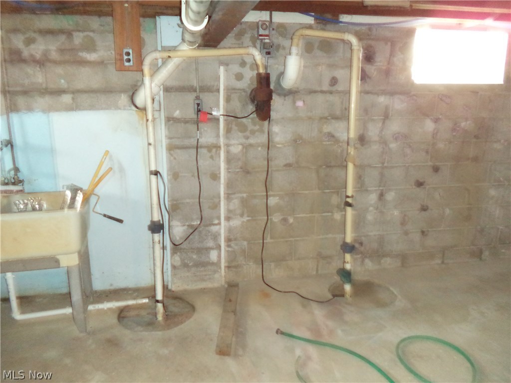 4438 Ridge Road Cortland, OH 44410 - Photo 24 of 30 Gallery Image 24