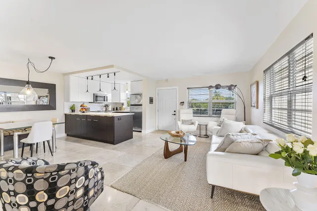 $3,500 | 2871 North Ocean Boulevard, Unit F339, Boca Raton, FL 33431