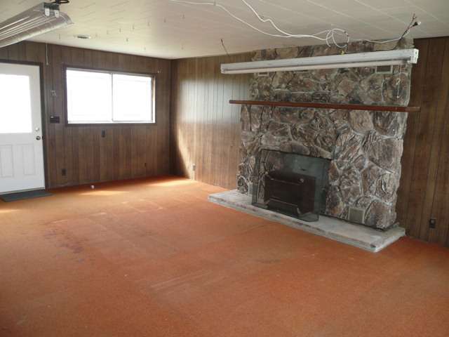 24100 23 Mile Road Macomb, MI 48042 - Photo 7 of 16 Family Room