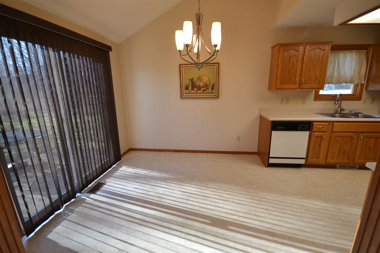 2323 Broken Oak Road Fort Wayne, IN 46818 - Photo 5 of 17