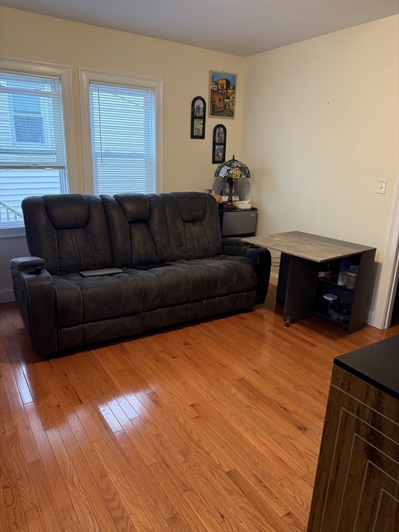 483 Newport Avenue, Unit 1 Quincy, MA 02170 - Photo 3 of 6