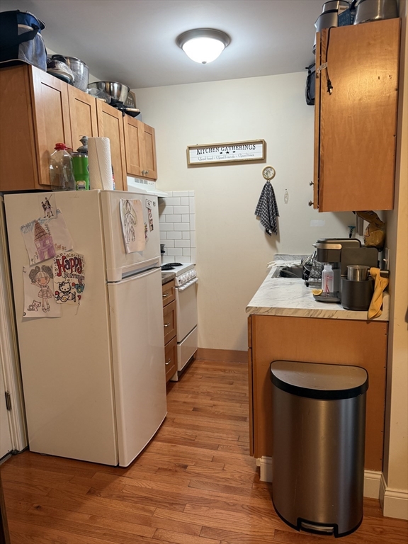 483 Newport Avenue, Unit 1 Quincy, MA 02170 - Photo 4 of 6