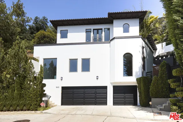$3,695,000 | 1642 Lindacrest Drive, Beverly Hills, CA 90210