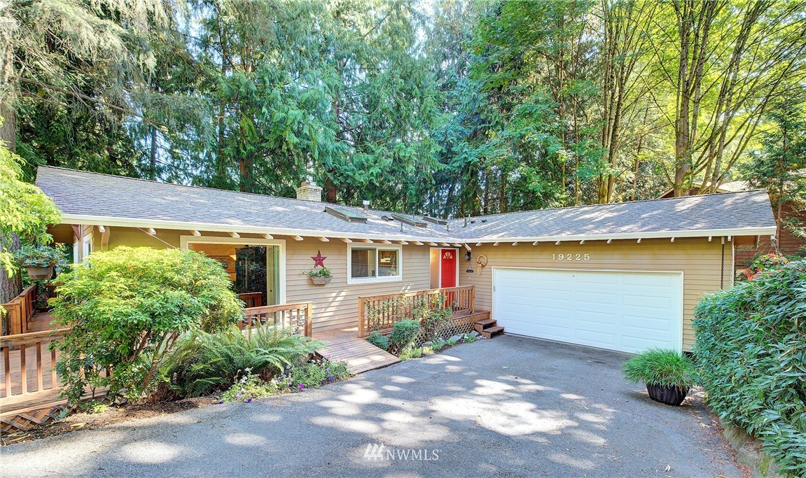 19225 4th Drive Southeast Bothell, WA 98012 - Photo 2 of 25