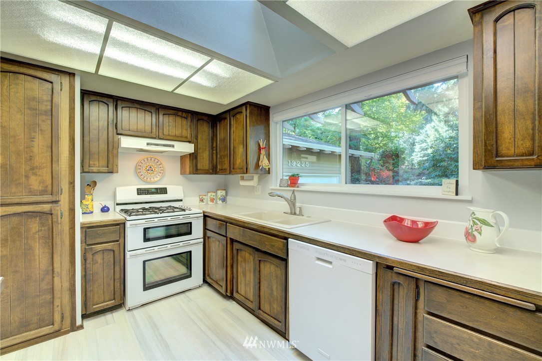 19225 4th Drive Southeast Bothell, WA 98012 - Photo 4 of 25
