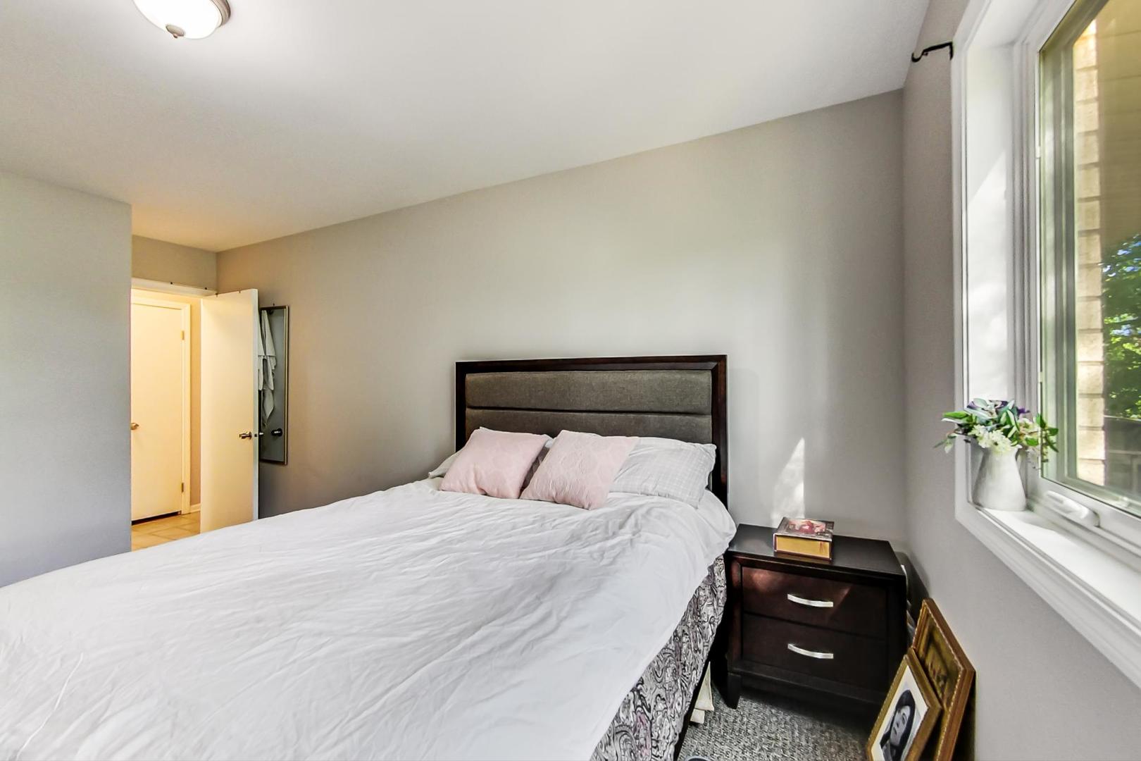 9801 Gross Point Road, Unit 306 Skokie, IL 60076 - Photo 24 of 30