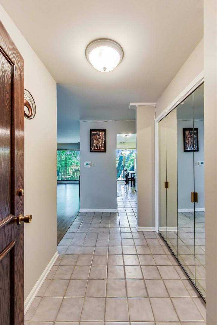 9801 Gross Point Road, Unit 306 Skokie, IL 60076 - Photo 7 of 30