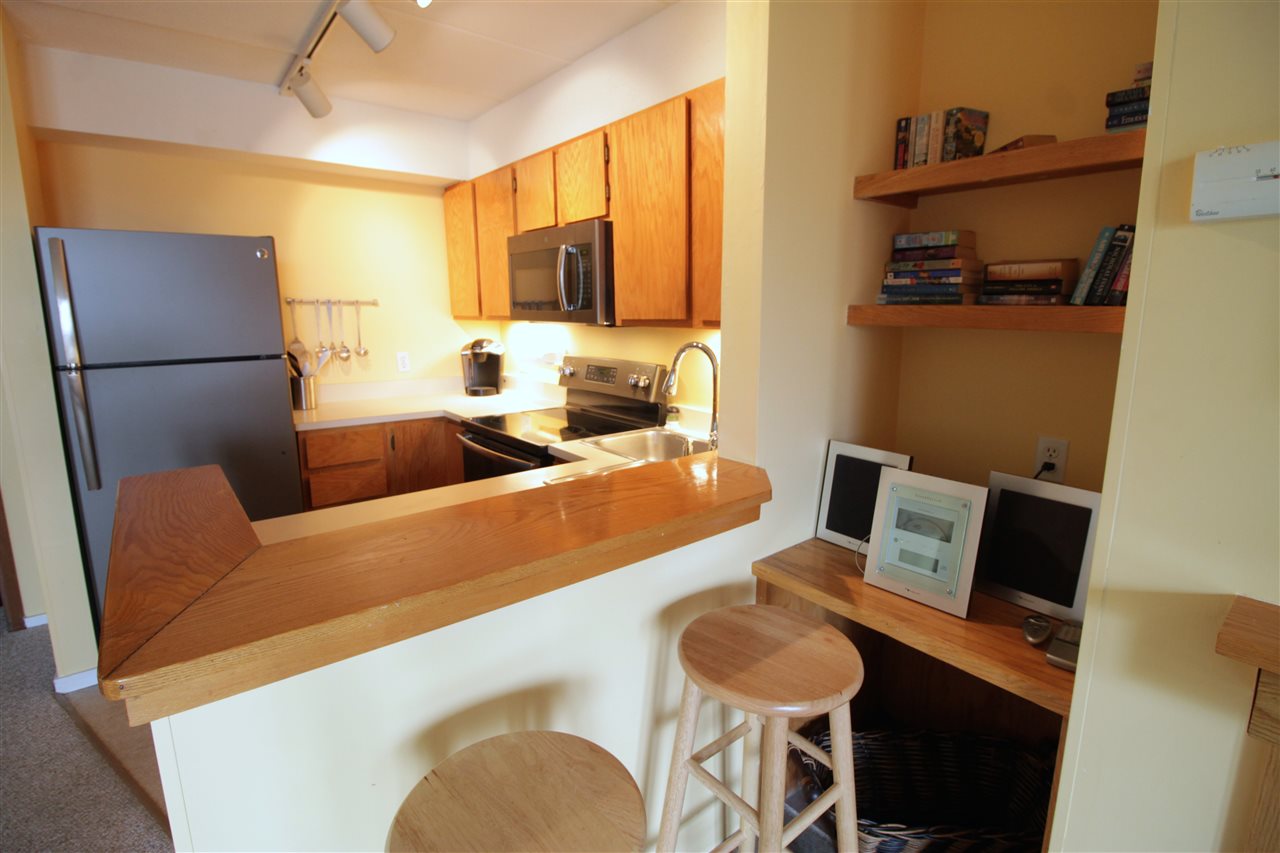 255 Old Mill Road, Unit F5 Killington, VT 05751 - Photo 4 of 19 Gallery Image 4