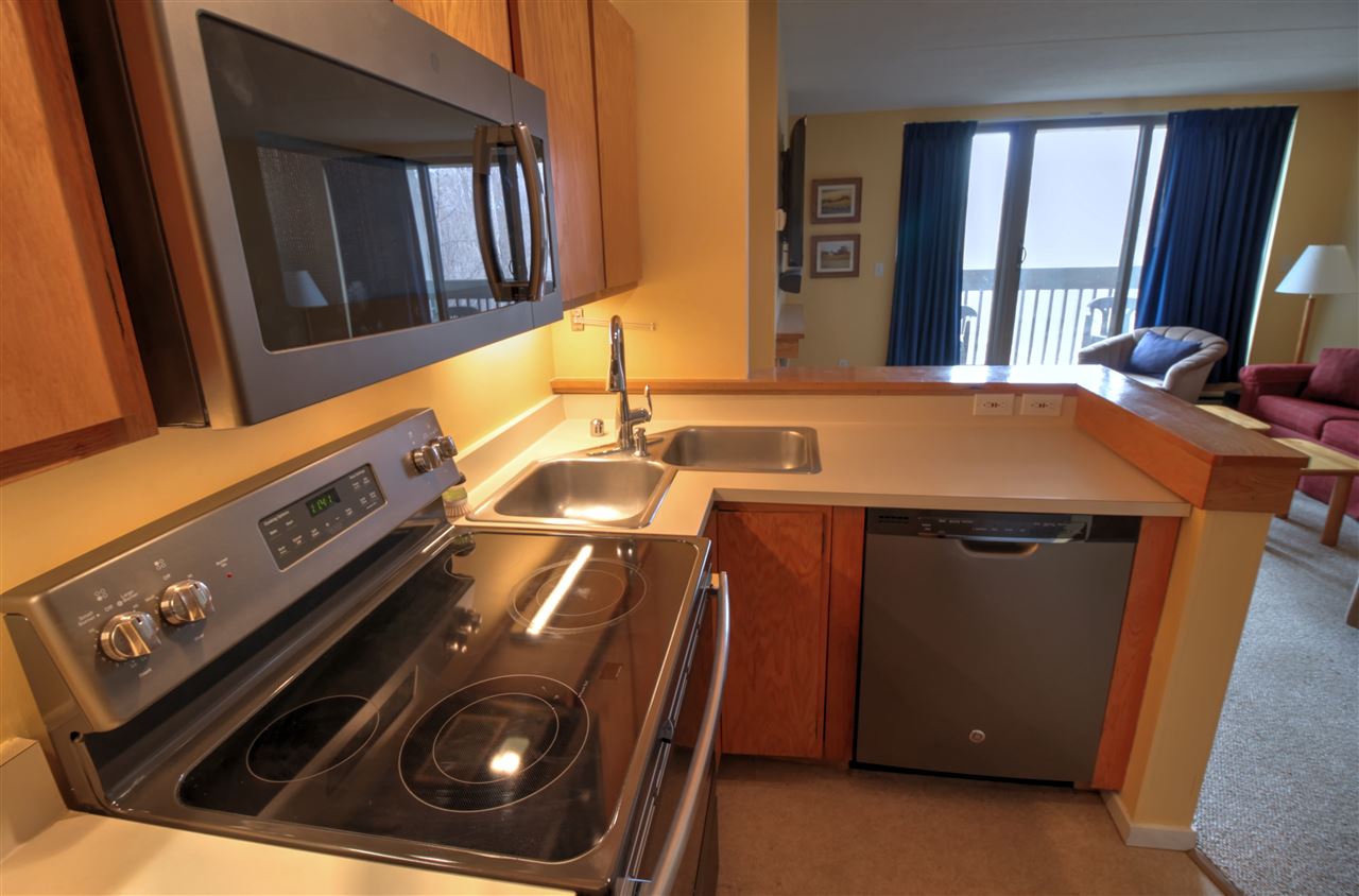 255 Old Mill Road, Unit F5 Killington, VT 05751 - Photo 8 of 19 Gallery Image 8