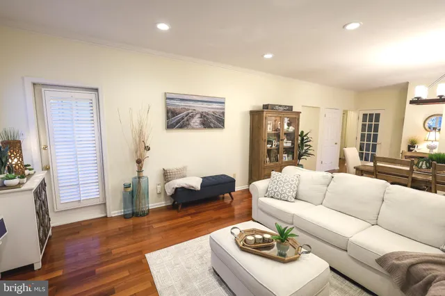 $515,000 | 2602 Waterford Road, Yardley, PA 19067