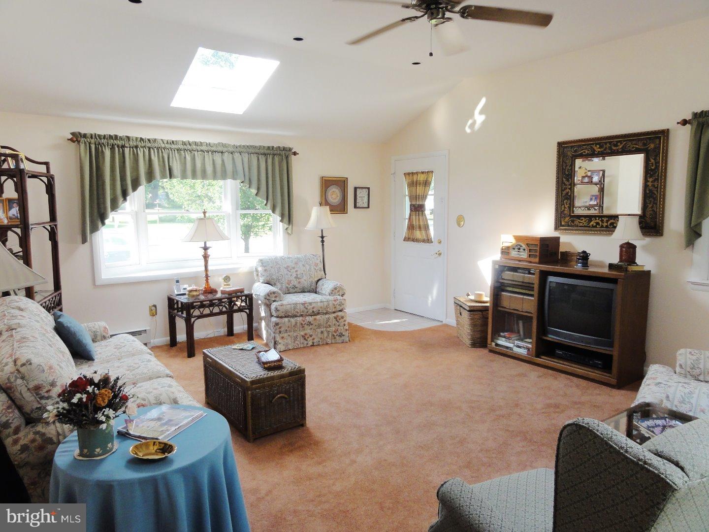 8 Pheasant Road Audubon, PA 19403 - Photo 13 of 25 Family Room