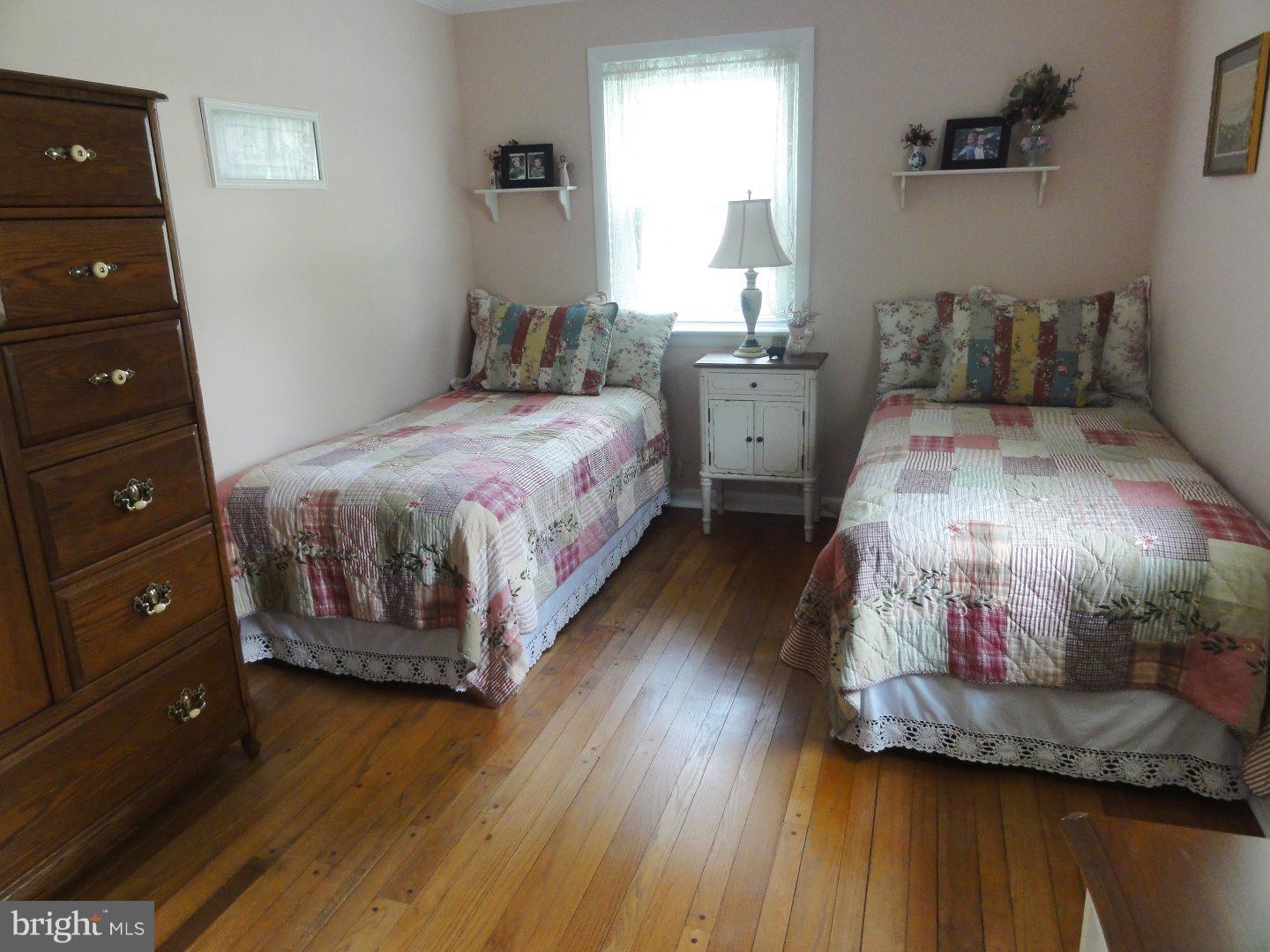 8 Pheasant Road Audubon, PA 19403 - Photo 20 of 25 Bedroom - Main