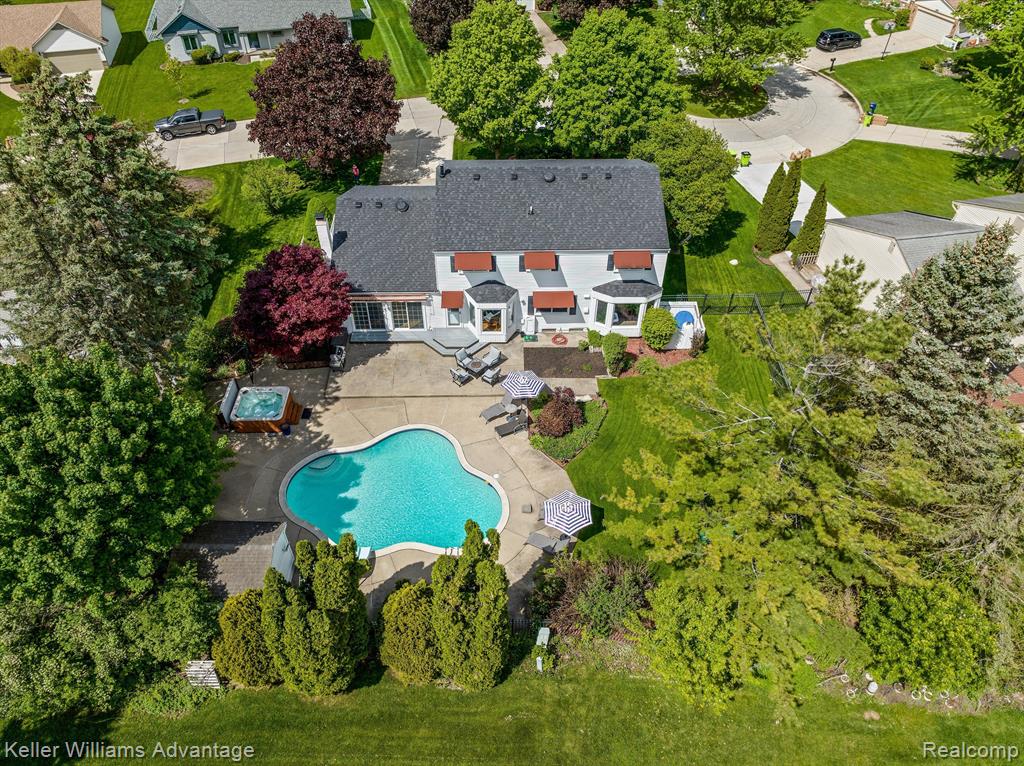 40505 East Mill Rd Court Novi, MI 48375 - Photo 41 of 44