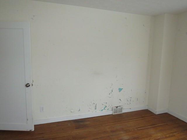 347 Clark Street Washington, PA 15301 - Photo 11 of 25 a view of an empty room