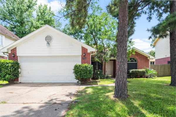 $1,950 | 3006 Quail Run Drive, Humble, TX 77396